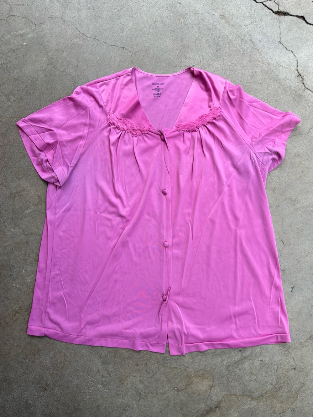 Vintage Vanity Fair Medium 100% Nylon Pink Short Sleeve Button-Down Sleep Shirt